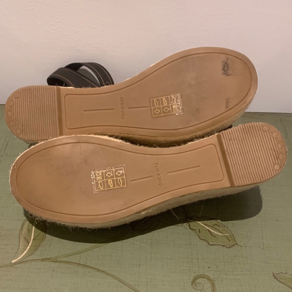 Dolce Vita Carsie Wedges in Natural - Picture 2 of 9